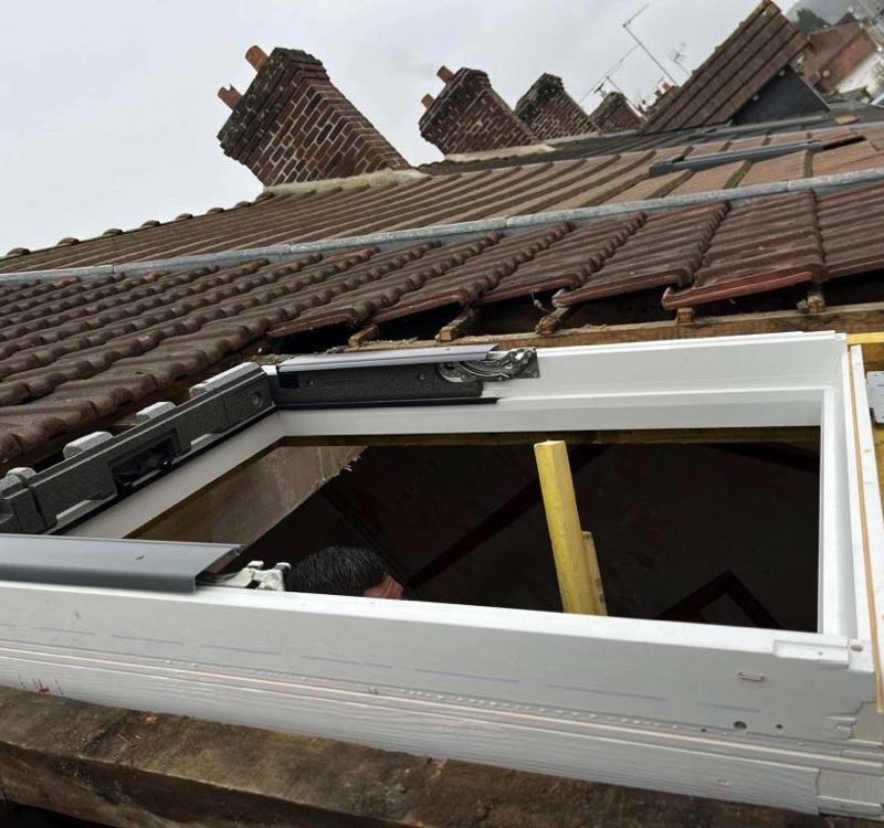 couvreur renovation toiture creation velux 2